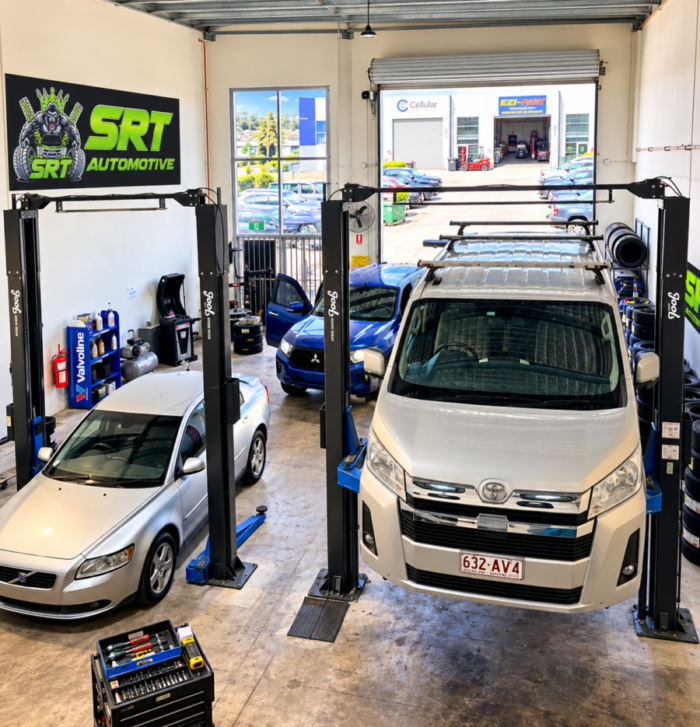 SRT Automotive Molendinar workshop